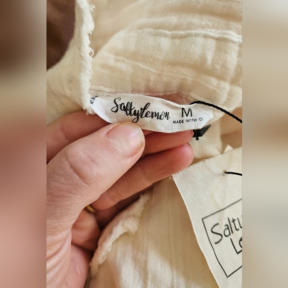 SALTY LEMON Cotton Frayed Button Up Tie Front Coverup In White. Size M NWT - Picture 3 of 14